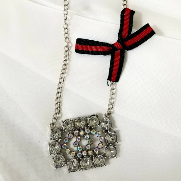 Jewelry - Long Necklace with Rhinestones New